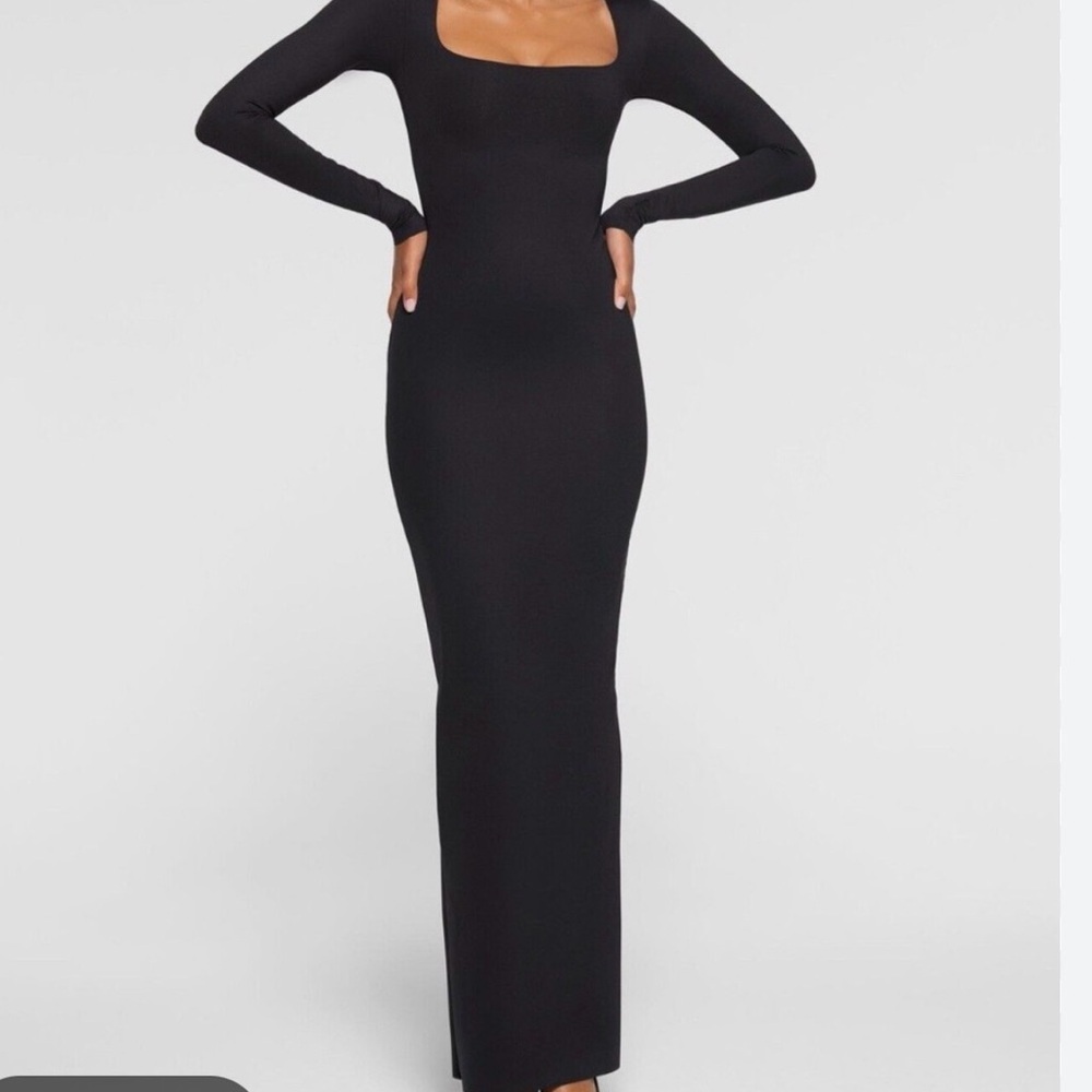 SKIMS Black Scoop Neck Long Sleeve Bodycon Dress